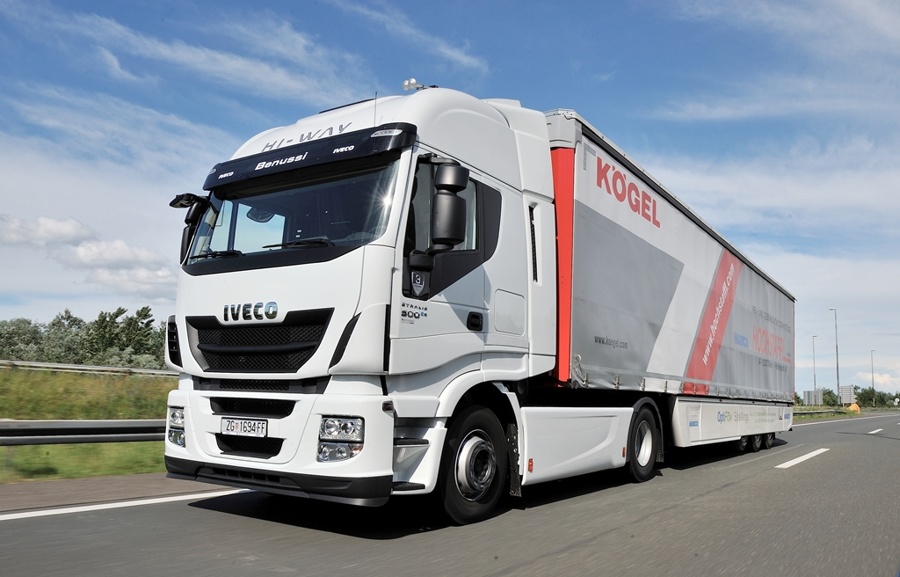 Iveco stralis hi-way AS440S50