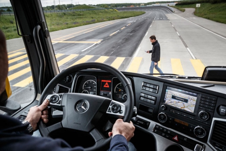 Svetovne novosti iz Mercedes-Benz Trucks