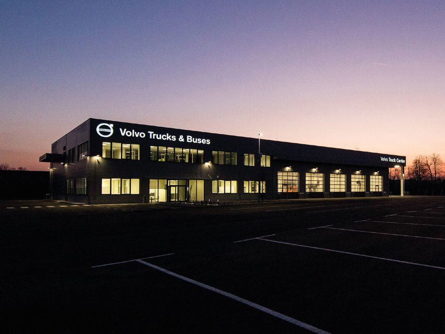 Volvo Trucks Slovenija ima nov prodajno-servisni center 