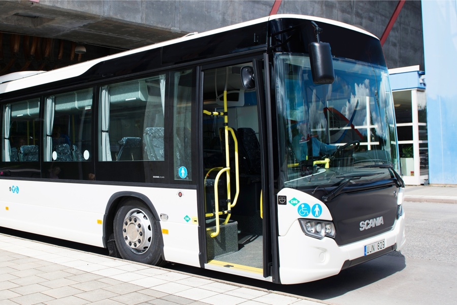 Scania dobavila 48 avtobusov na plin za Grenoble