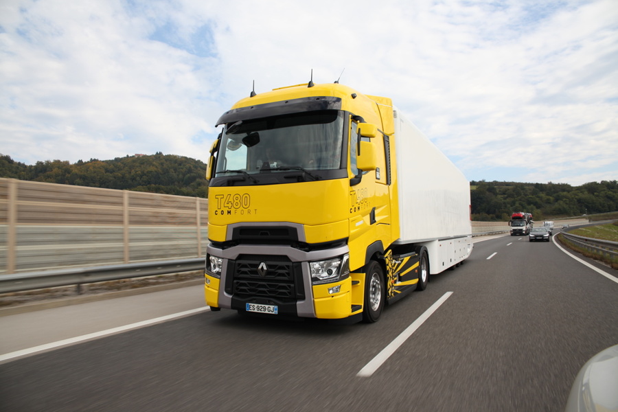 TEST: Renault T HIGH 480