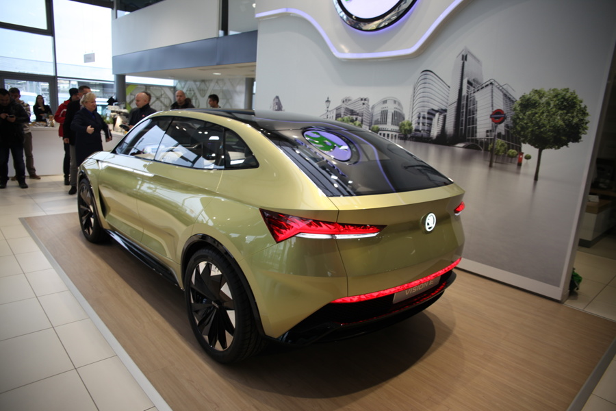 Prvič v Sloveniji: Škoda Vision E