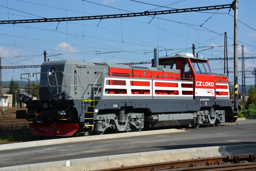 Slovenske železnice kupujejo 4 premikalne lokomotive