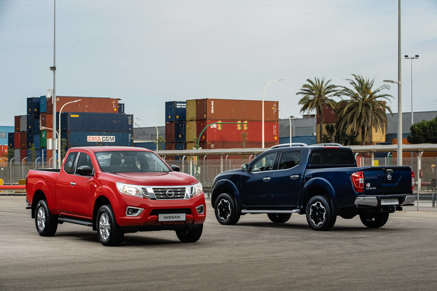 Navara King cab in Double cab