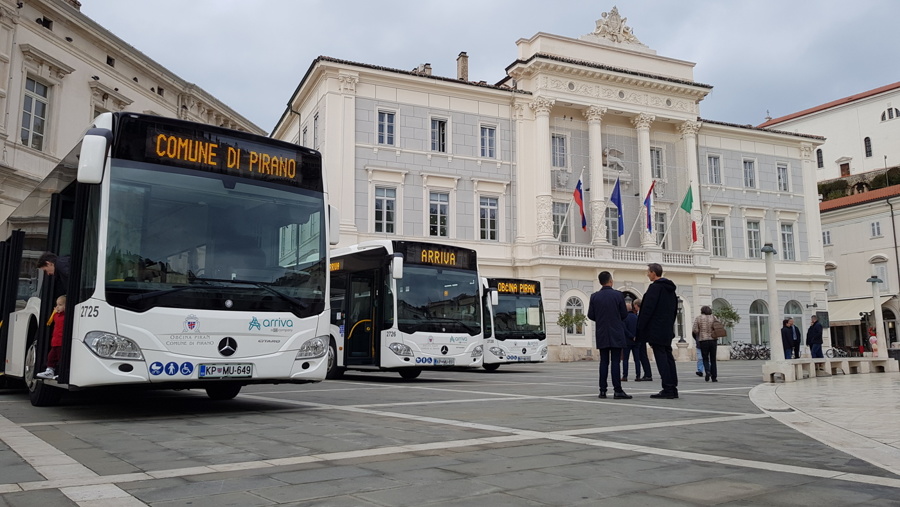 Piran bogatejši za pet novih nizkopodnih Mercedes-Benz Citaro K