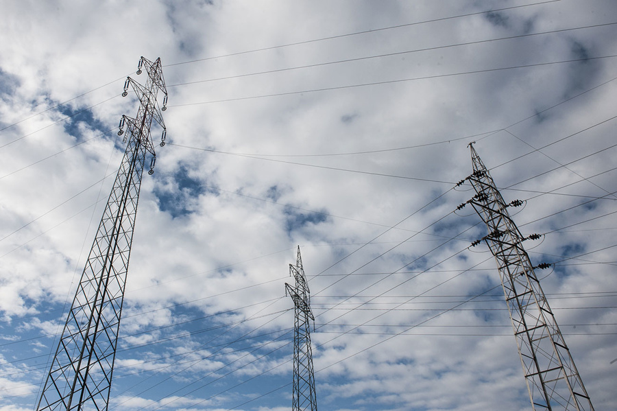 Nižji računi za elektriko za gospodinjske odjemalce in male poslovne odjemalce