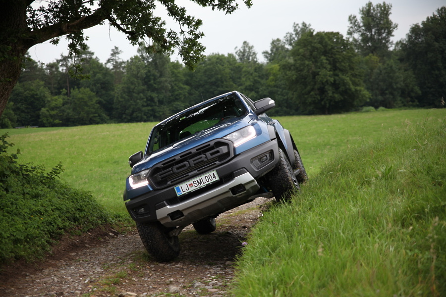 ford-ranger-raptor-21