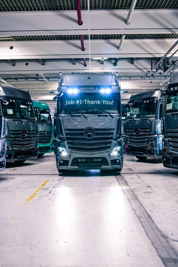 mercedes-benz-actros-edition-2-7
