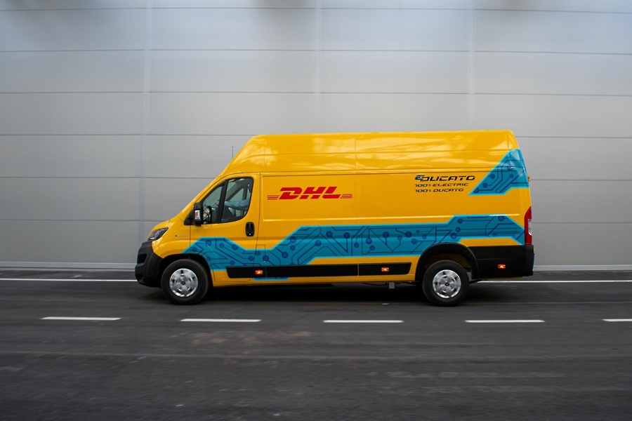 dhl-express-fiat-2