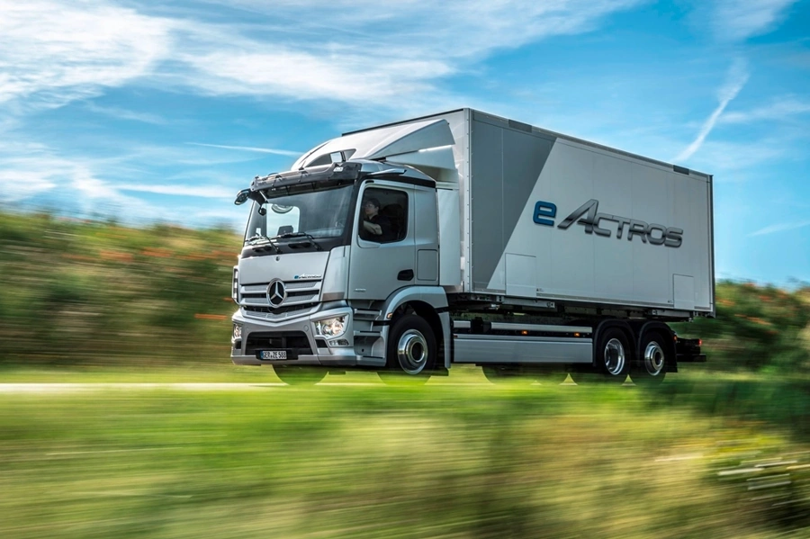 mercedes-benz-eactros-22