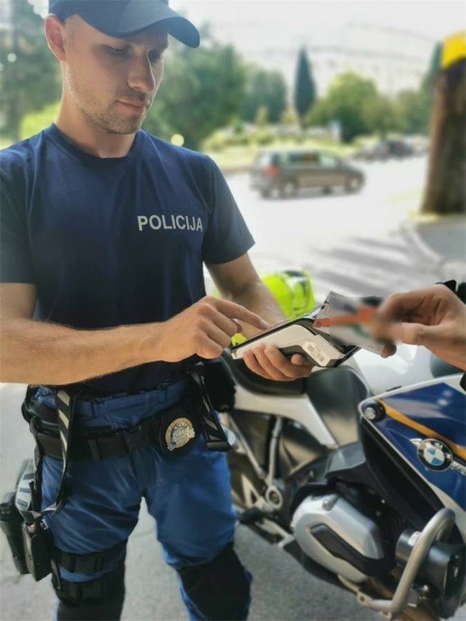 Hrvaška policija