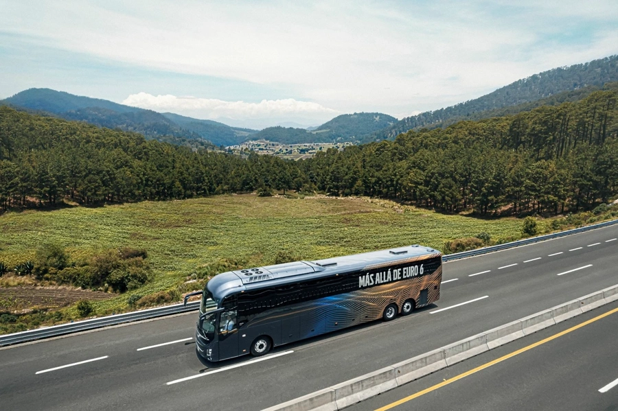 Volvo 9800