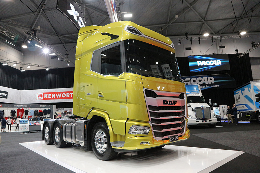 DAF XG+ 660