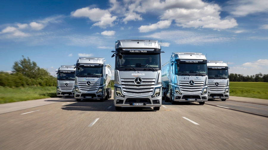 Mercedes GenH2 tovornjak na vodik