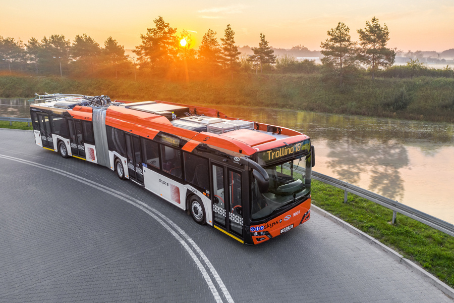 Solaris Trollino 18