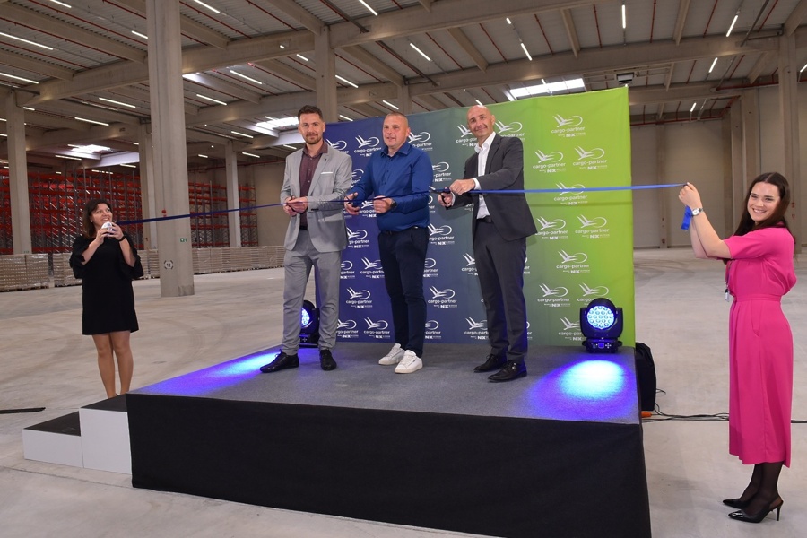 Skladišče cargo-partner Logatec