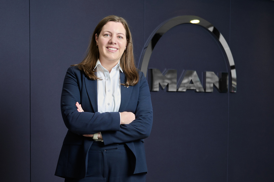 MAN Evelyn Kassel