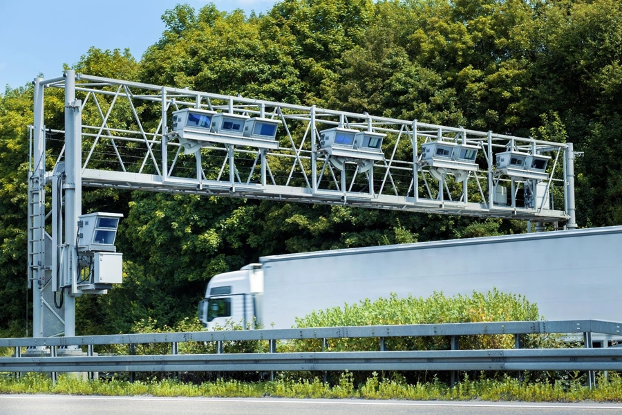 DKV Mobility cestnina