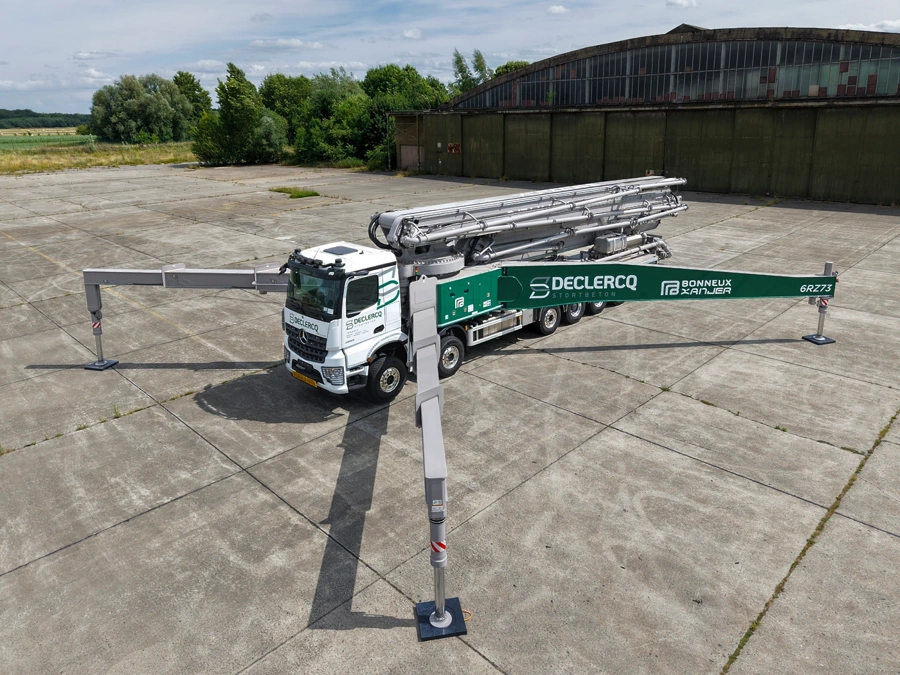 Mercedes Arocs betonska crpalka