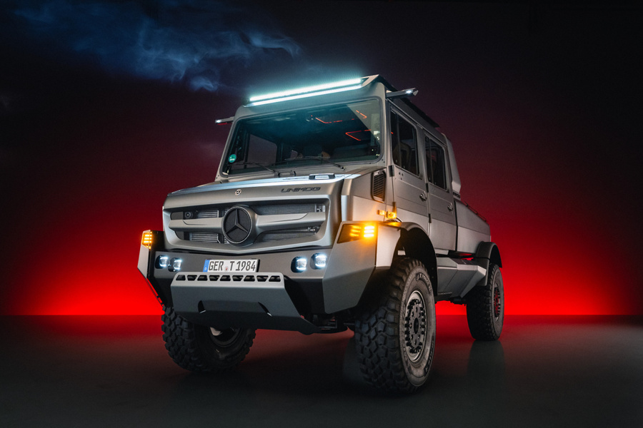Mercedes-Benz Unimog