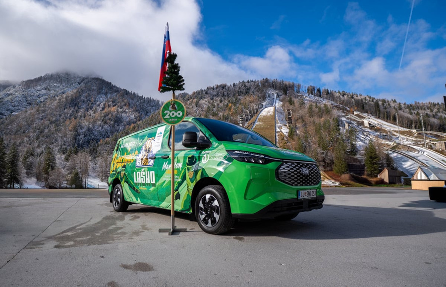 Ford E-Transit Custom