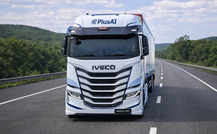 Iveco S-Way PlusAI