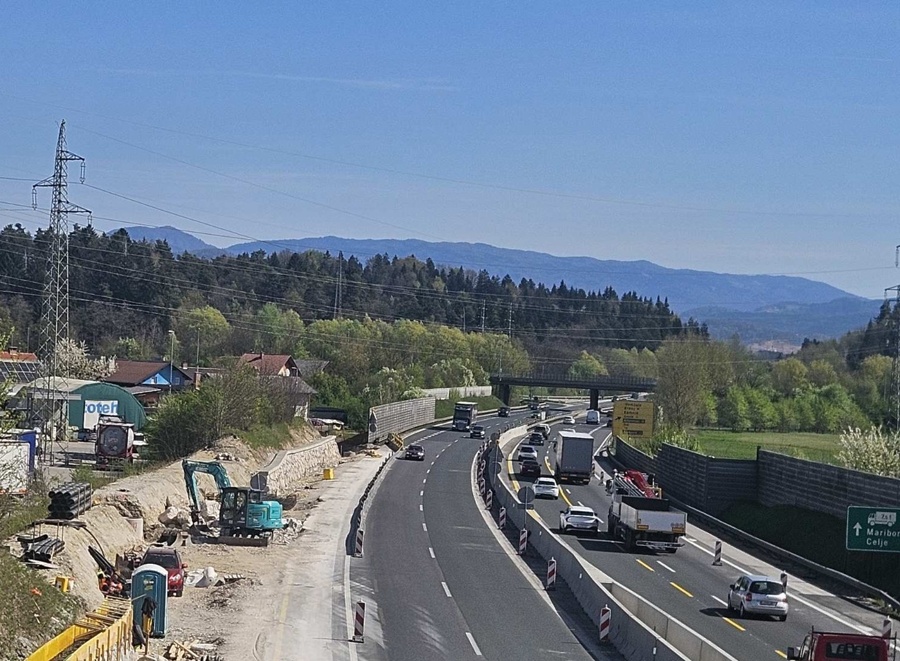 Avtocesta Domžale-Ljubljana - tretji pas