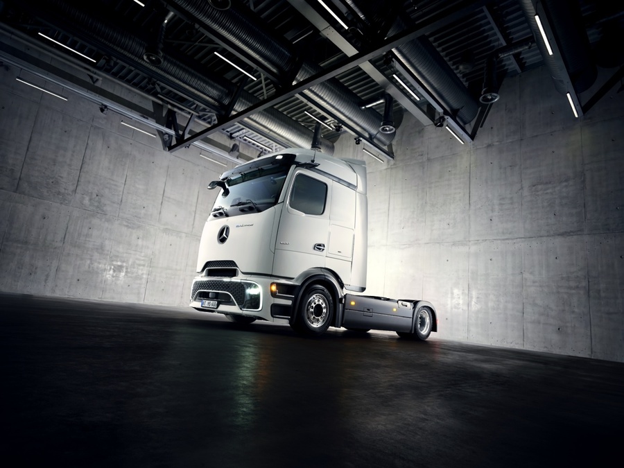 Mercedes eActros 600 lowliner