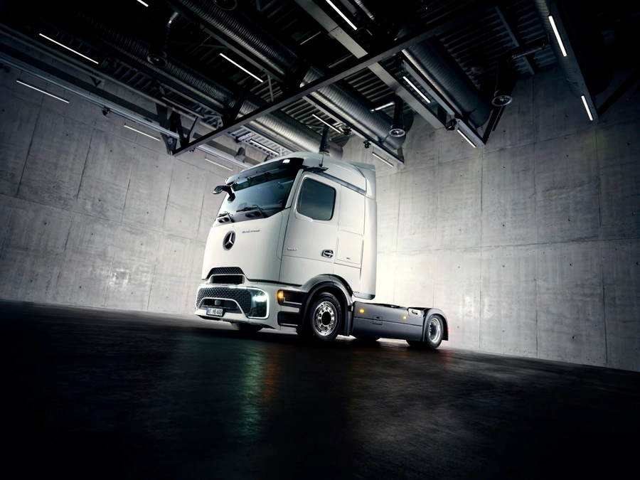 Mercedes eActros 600 lowliner
