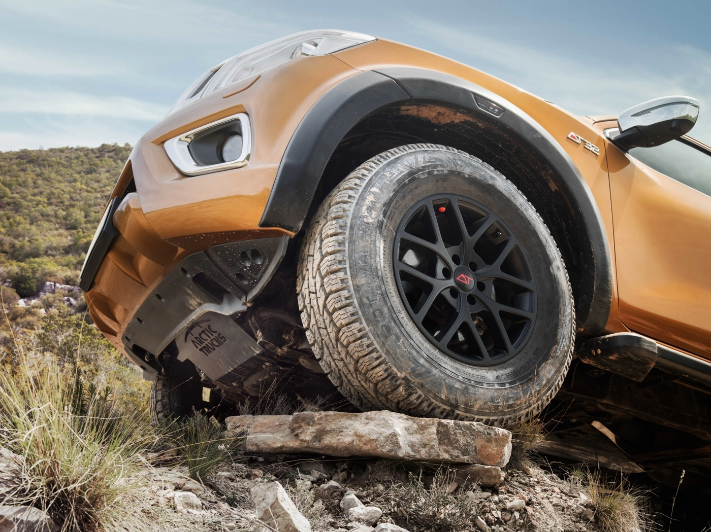 426227607thenissannavaraoff-roaderat32themostcapablenavaraever.webp
