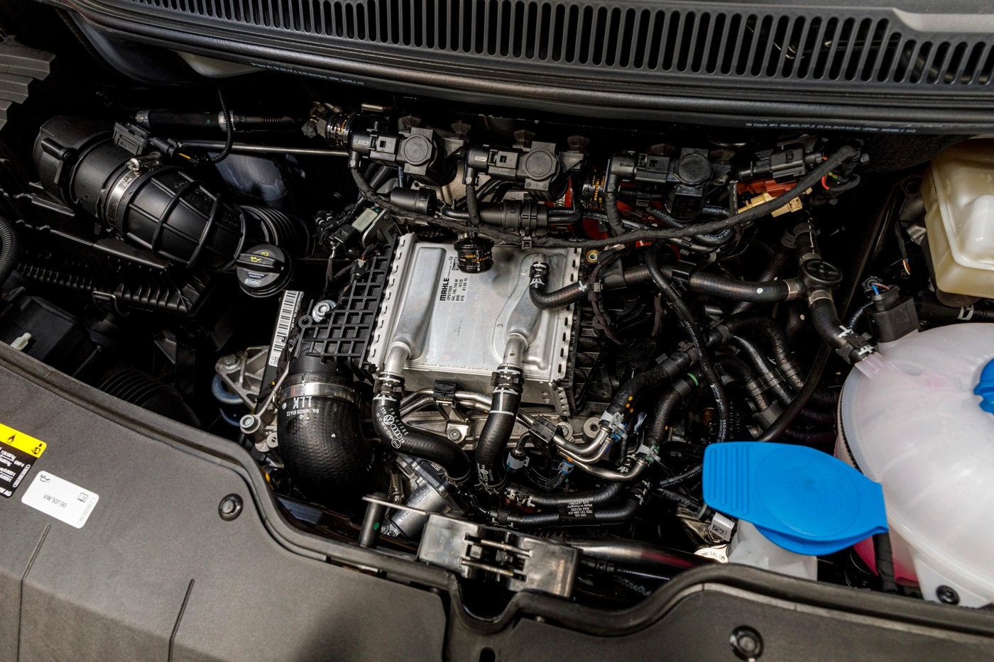 vw-t6.1-multivan-cruise-081.webp