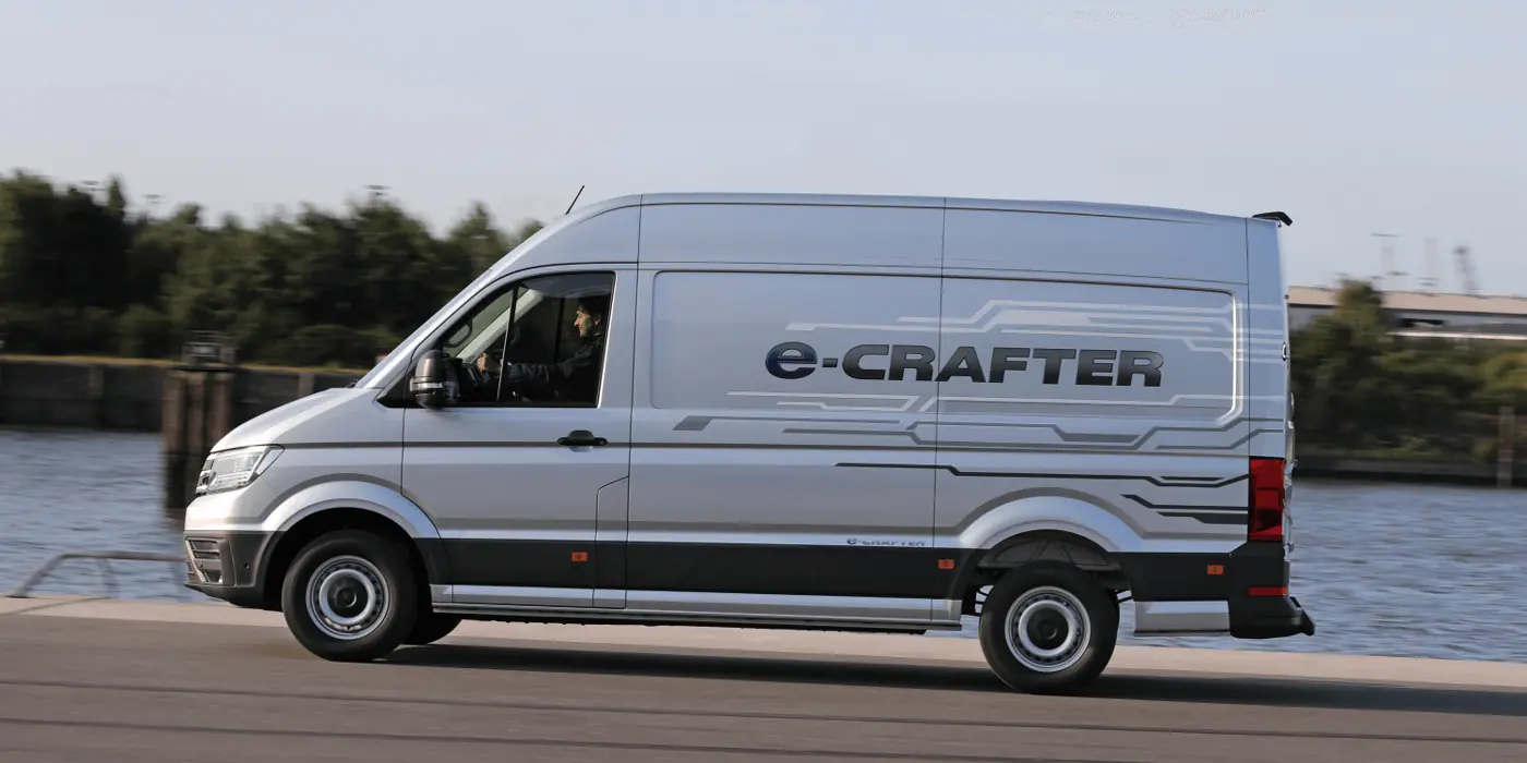 volkswagen-e-crafter-e-transporter-2018-christoph-schwarzer-05.webp