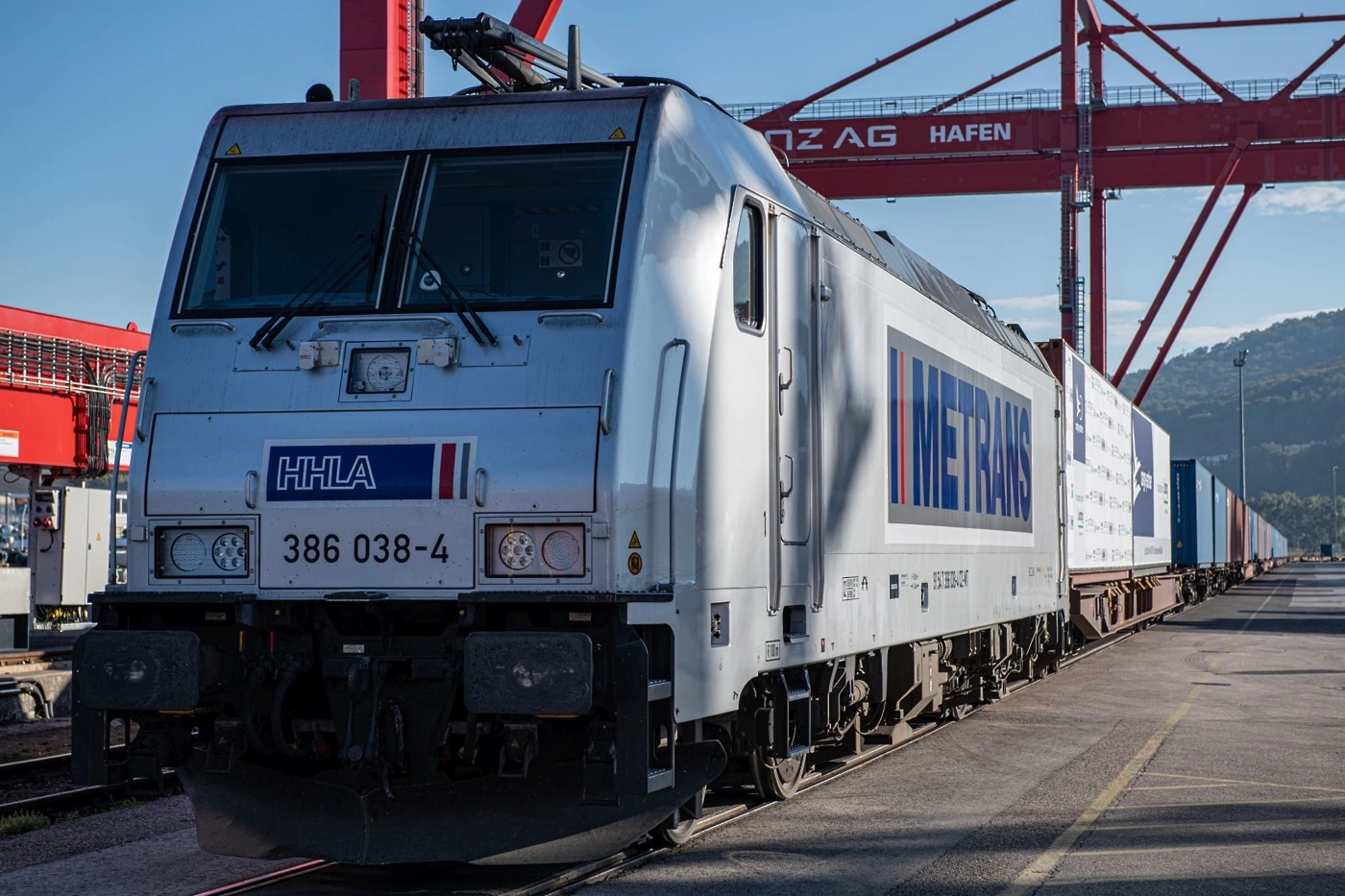 cargo-partnerlenzingblocktrain04.webp