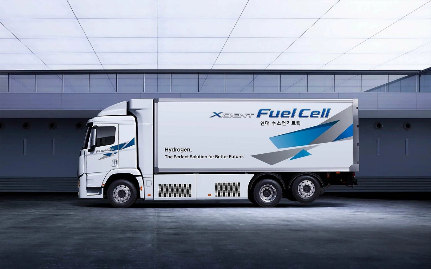 hyundai-xcient-fuel-cell-1.webp