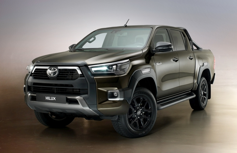 toyota-hiluxsmall.webp