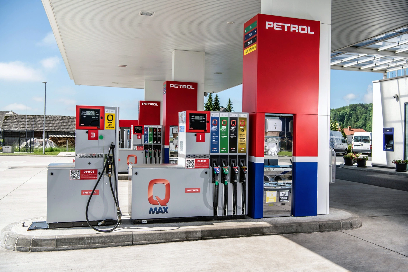 37-petrol-pr-1.webp