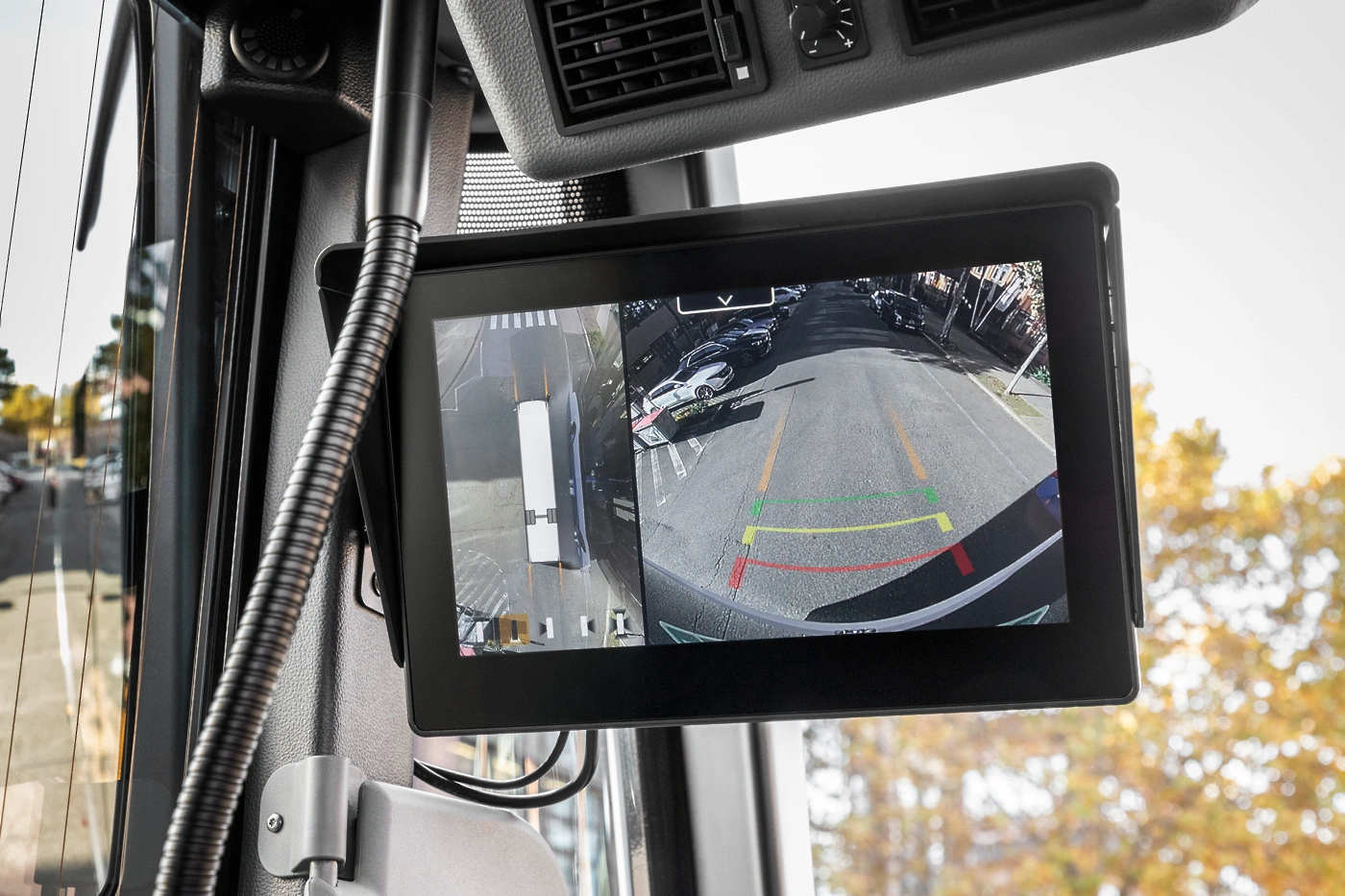 mercedes-benz-bus-kamera-1.webp