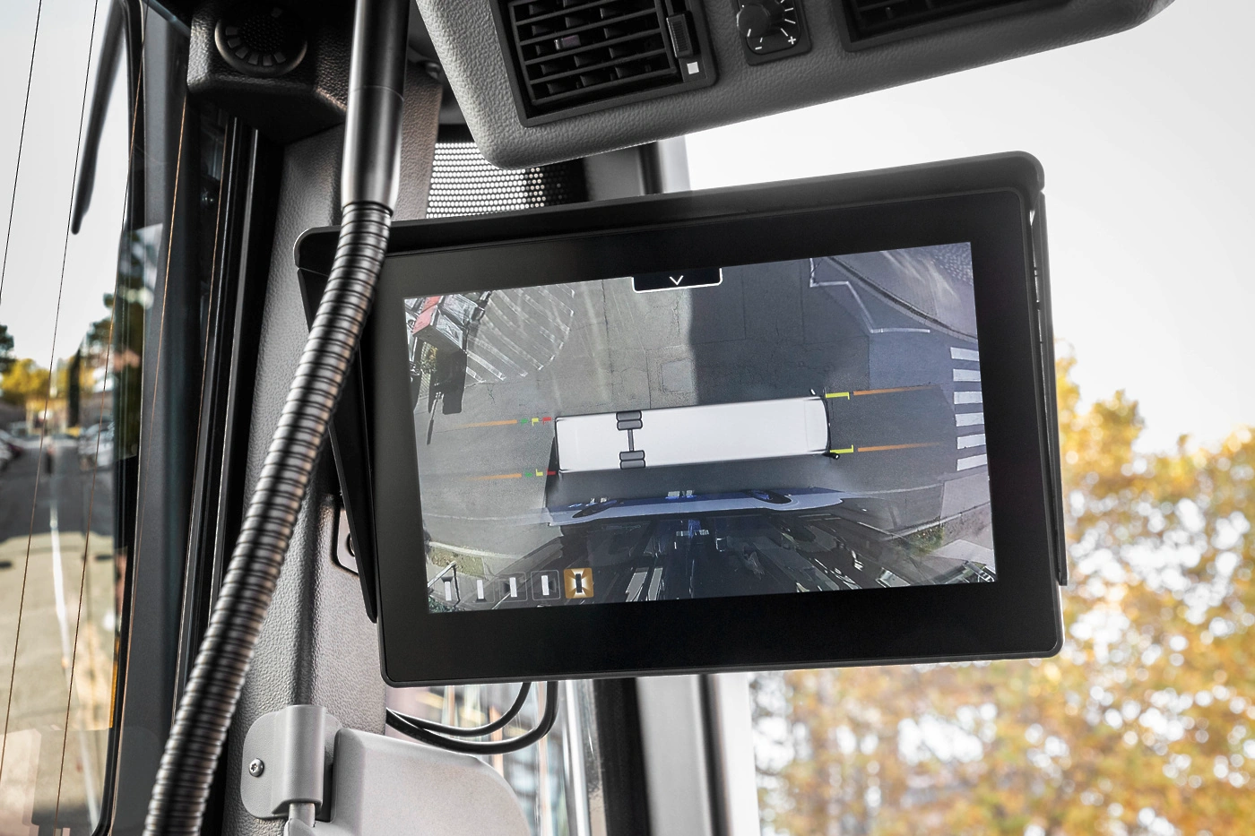 mercedes-benz-bus-kamera-3.webp