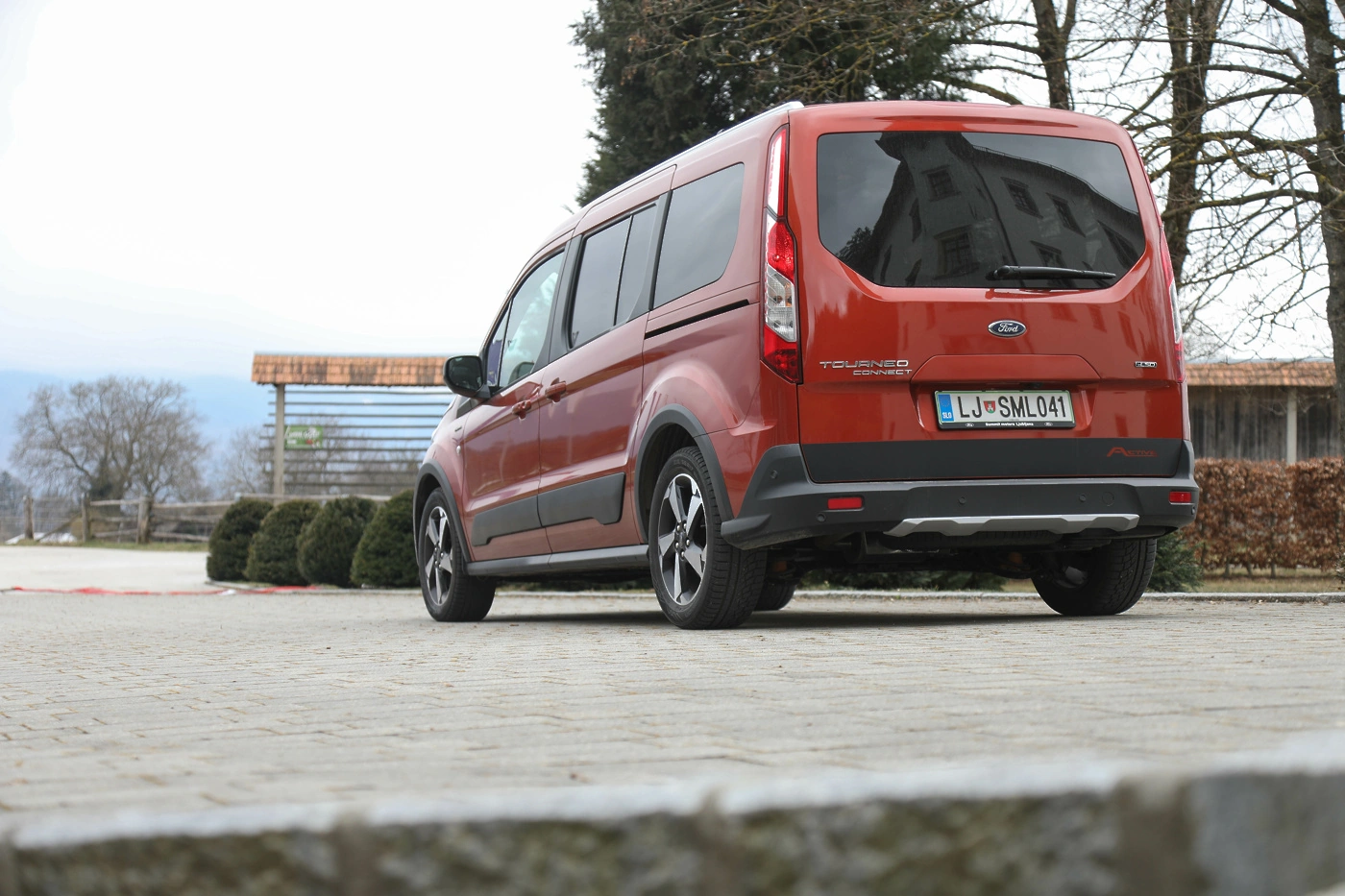 ford-tourneo-connect-active-9.webp