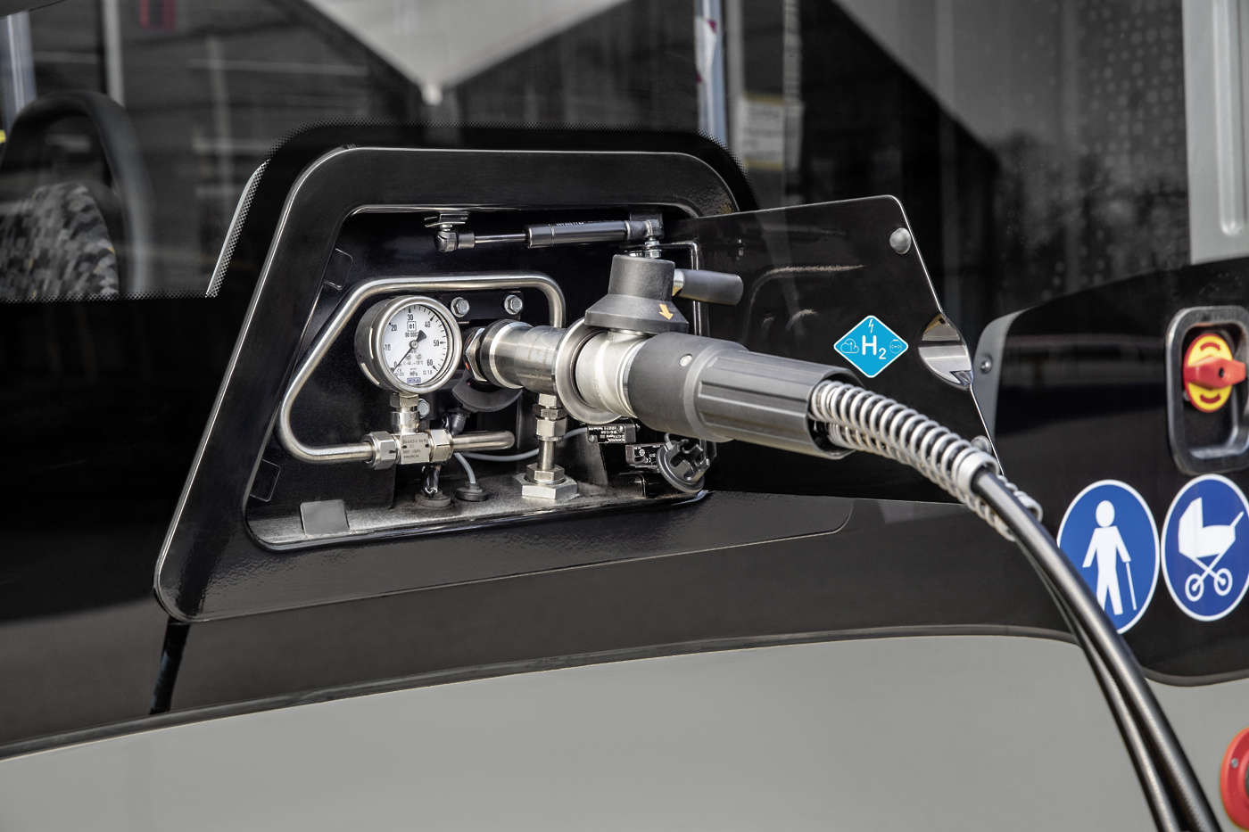 Mercedes eCitaro fuel cell