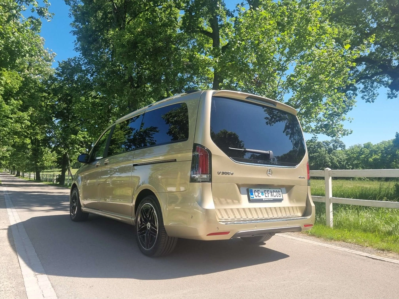 Mercedes-Benz V