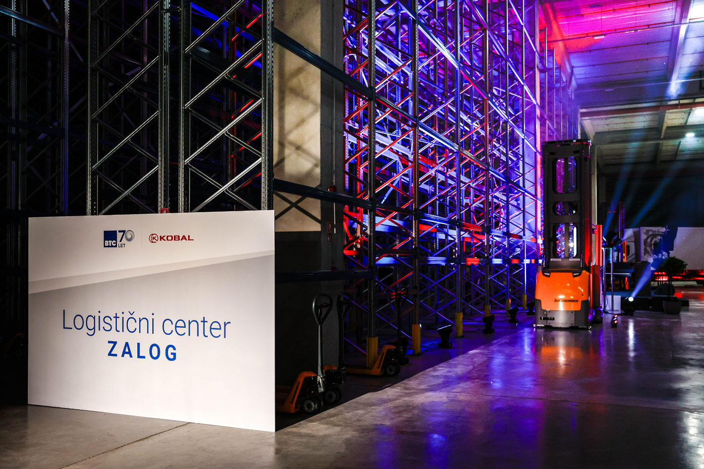 Logistični center Zalog