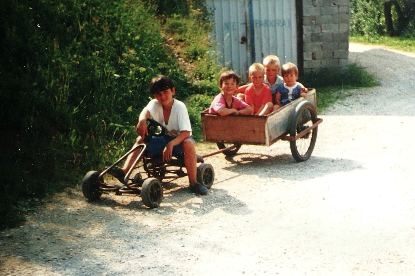 Darjan Karat