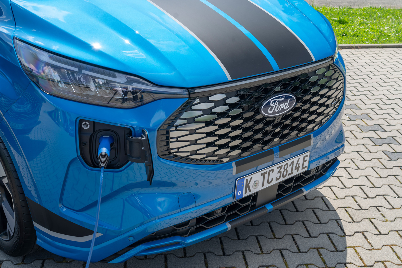 Ford E-Transit Custom