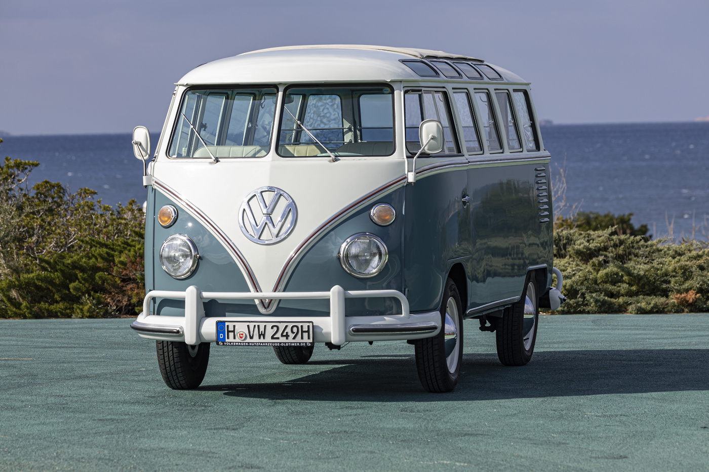 VW Transporter - Bulli 75 let