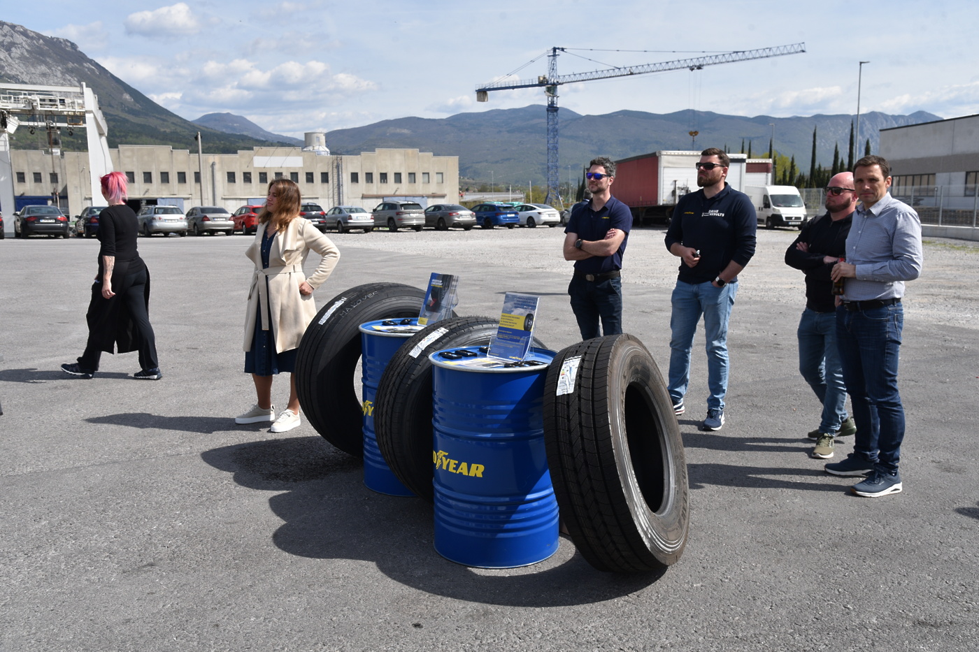DAF in Schmitz Cargobull servis Ajdovščina