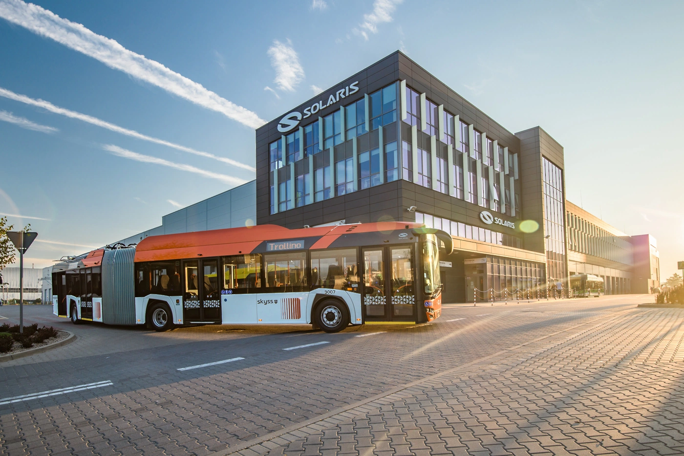 Solaris Trollino 18