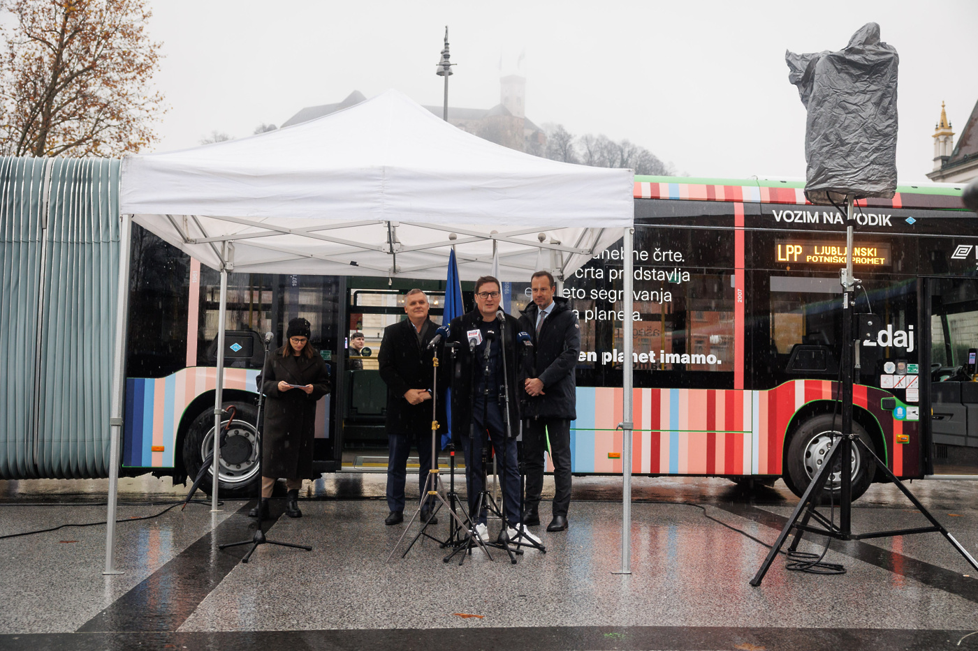 LPP avtobusi na vodik eCitaro fuel cell
