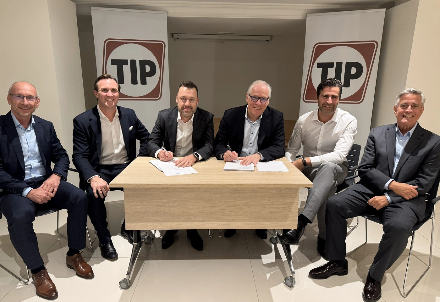 MAN - Tip Group