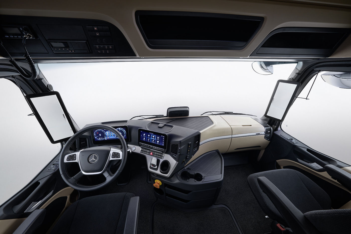 Mercedes eActros 600 lowliner
